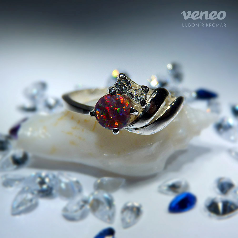 Vega – prsten s mexickým opálem a čirými zirkony, Materiál: Stříbro, ryzost 925/1000